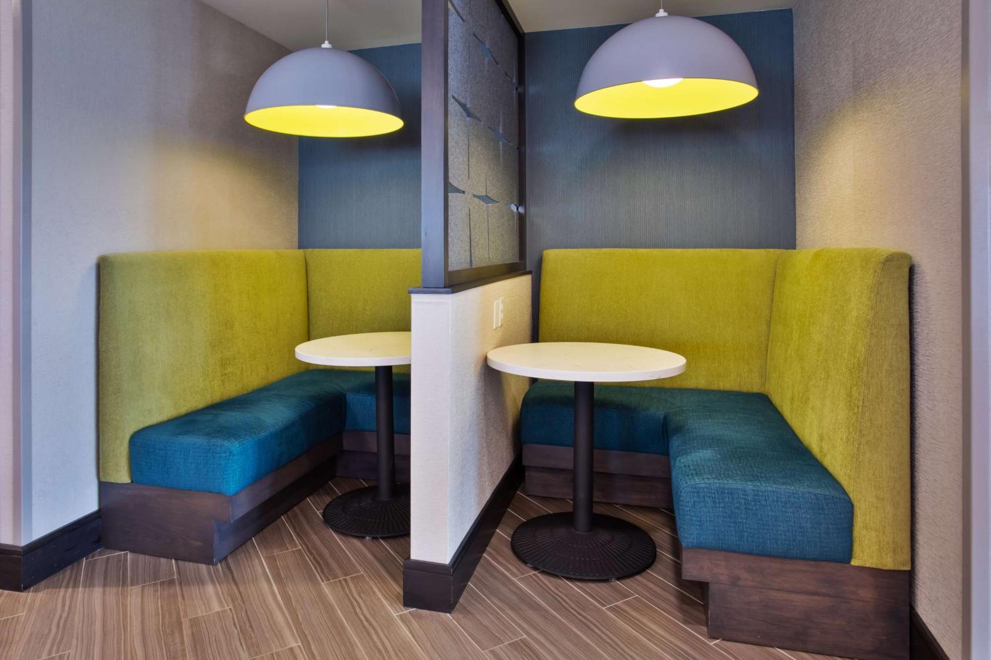 Hampton Inn Union City, Tn ภายนอก รูปภาพ