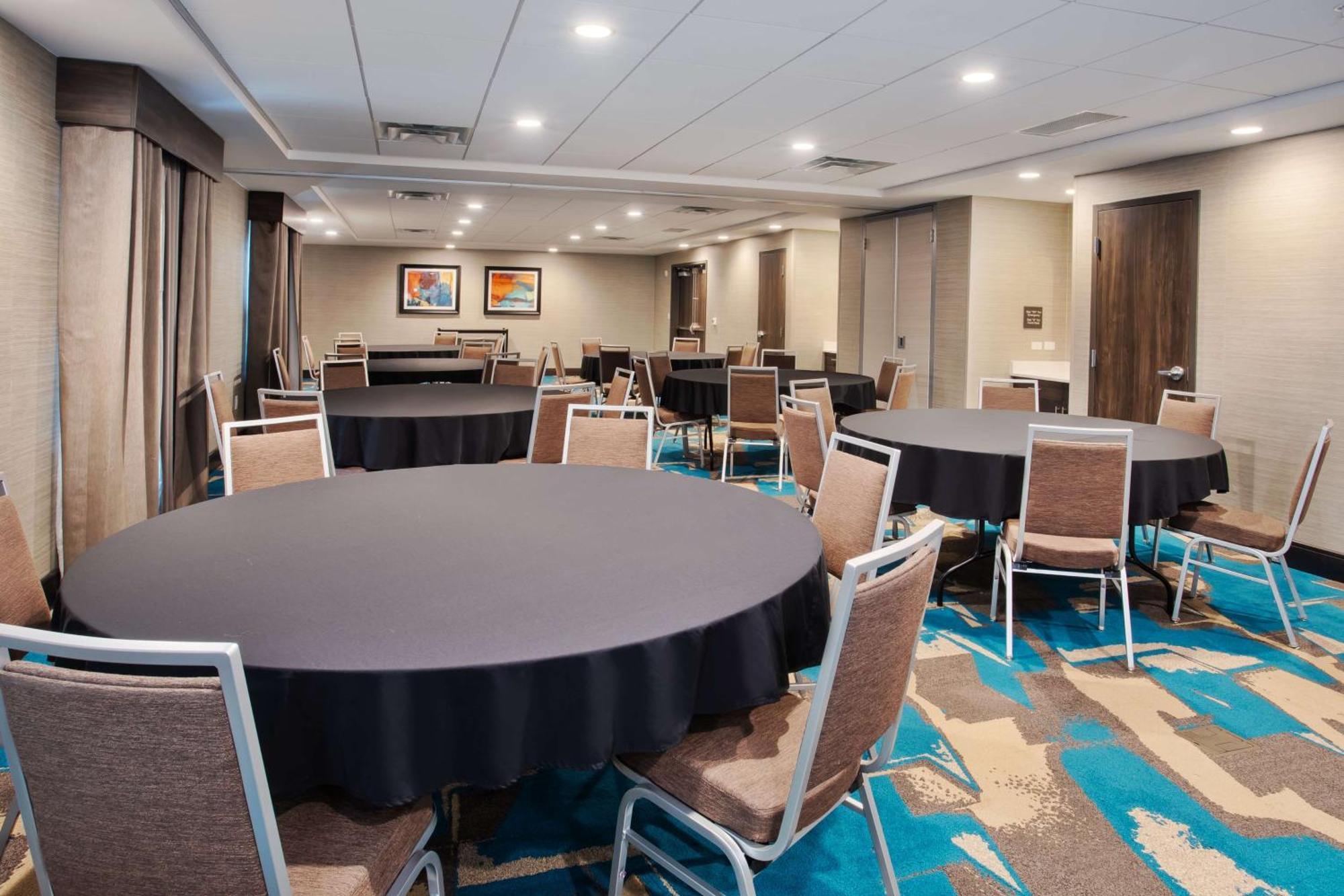 Hampton Inn Union City, Tn ภายนอก รูปภาพ