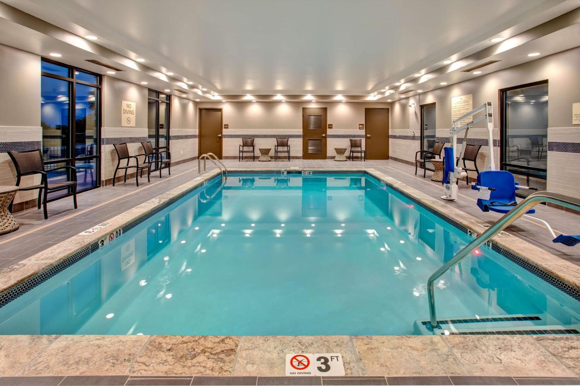 Hampton Inn Union City, Tn ภายนอก รูปภาพ