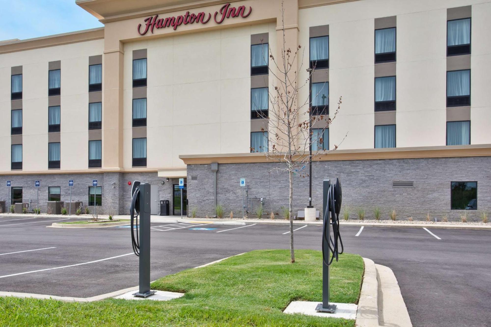 Hampton Inn Union City, Tn ภายนอก รูปภาพ