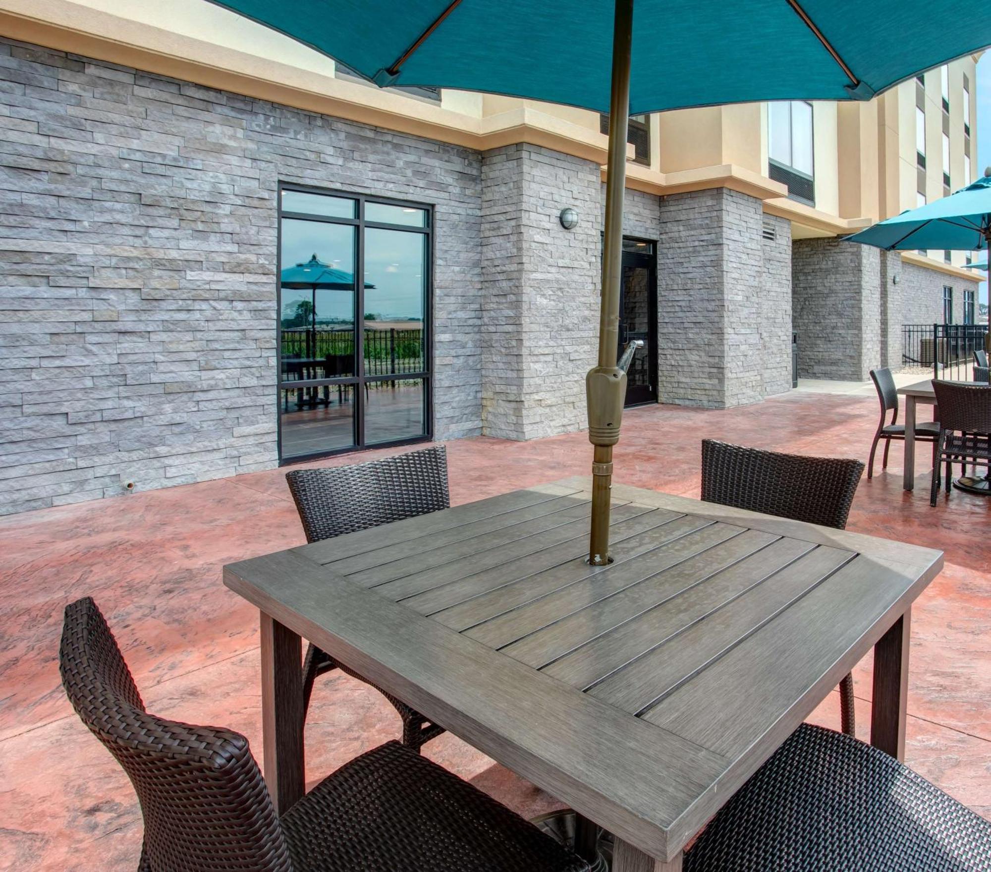 Hampton Inn Union City, Tn ภายนอก รูปภาพ